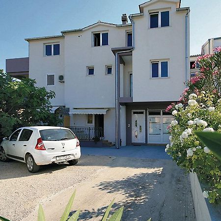 Apartmani Jasminka Vodice Bagian luar foto