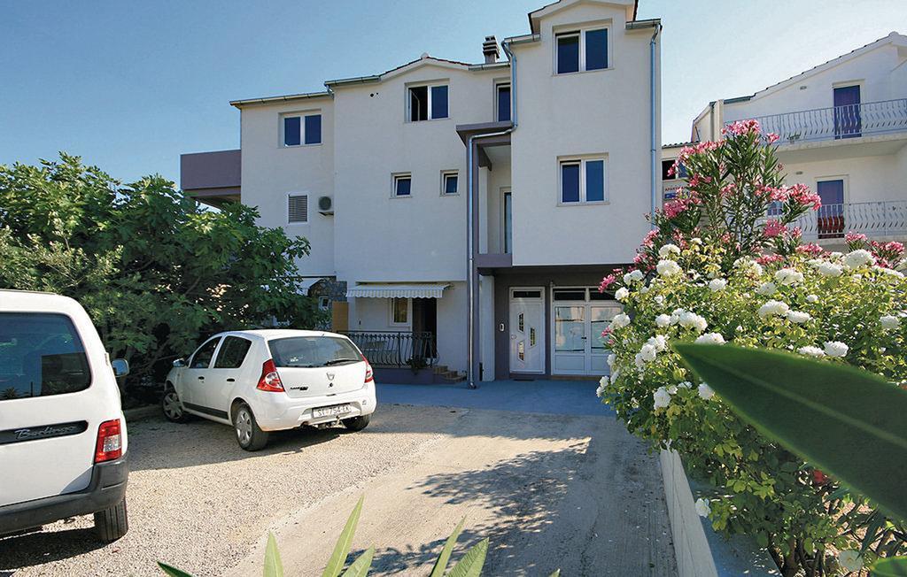 Apartmani Jasminka Vodice Bagian luar foto